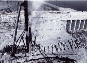 1970년대 초반 인천항 갑문 조립공사